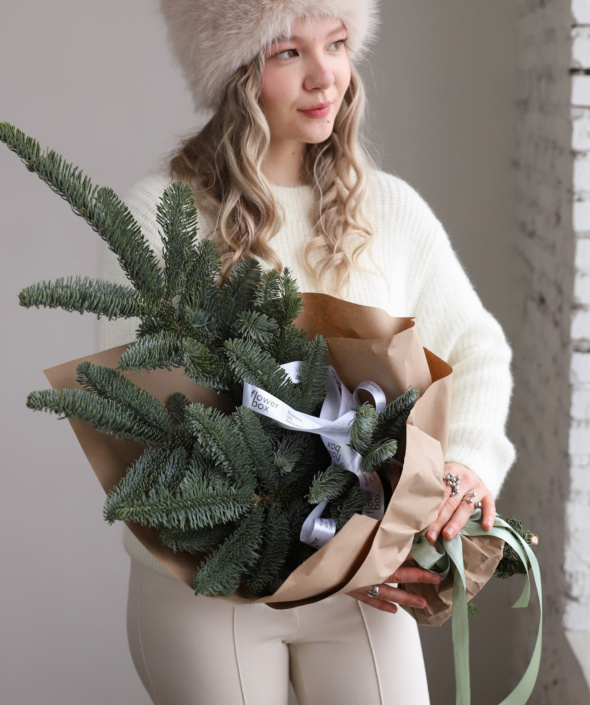 Букет из нобилиса в крафте №2125