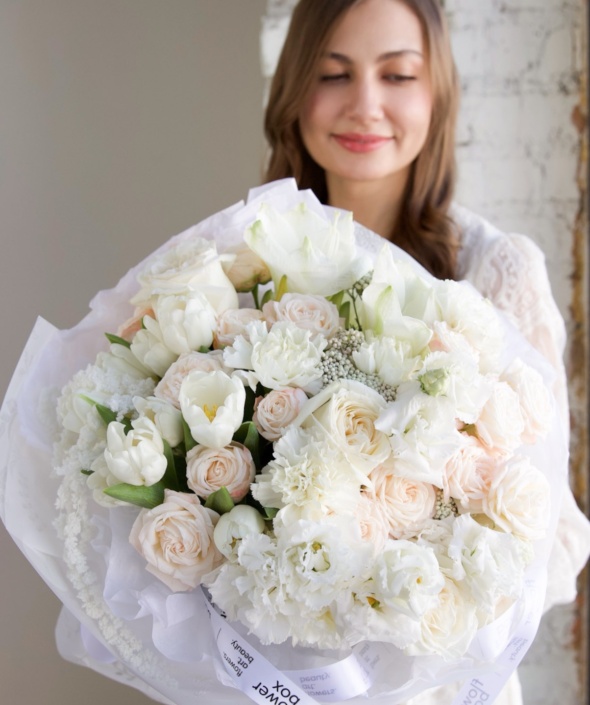 Букет нежный сборный №1306