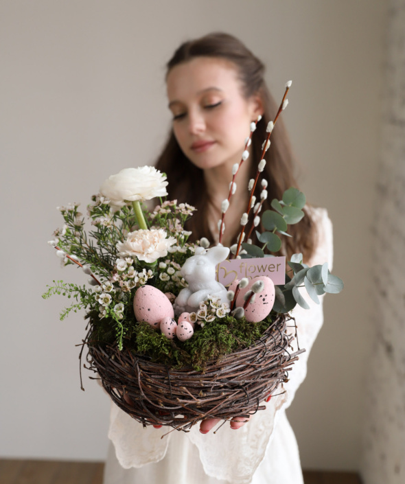 Нежная пасхальная композиция в гнезде №2150