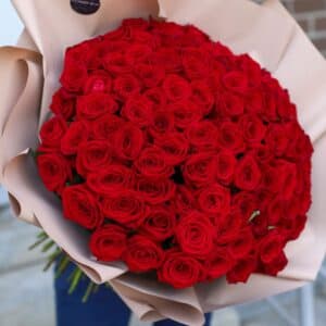 101 роза красная в пышном оформлении (Россия) №1141 - Фото 43
