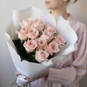 Розовые розы в белом оформлении (Россия, 11 шт) №1024 - Фото 14