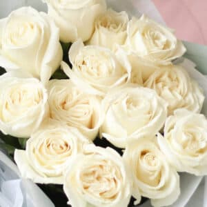 13 роз белого оттенка в нежном оформлении №1497 - Фото 52