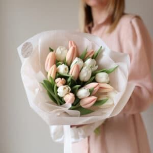 Нежные тюльпаны голландские в белом оформлении (21 шт) №1596 - Фото 9