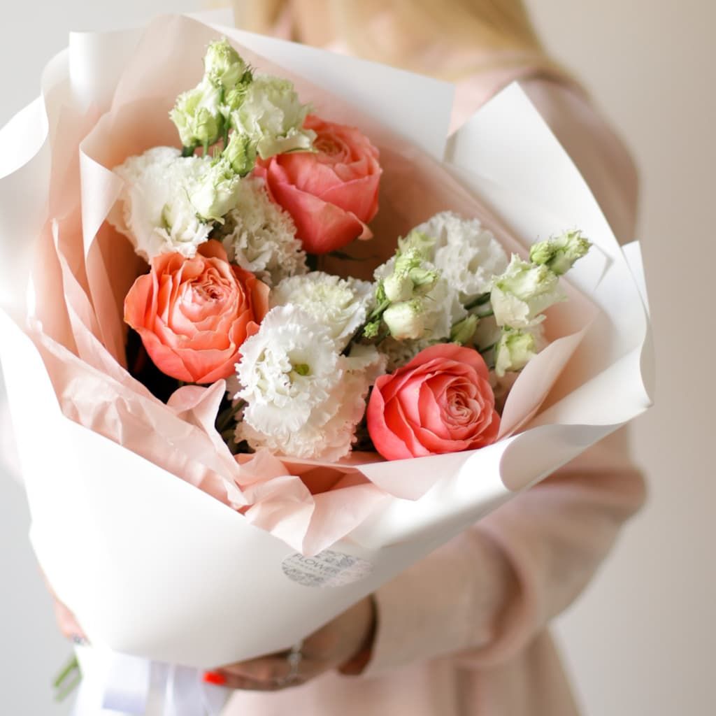 Дуобукет с лизиантусом и садовой розой №1660 - Фото 38