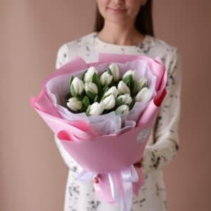 Белые тюльпаны в нежном оформлении №1823 - Фото 29
